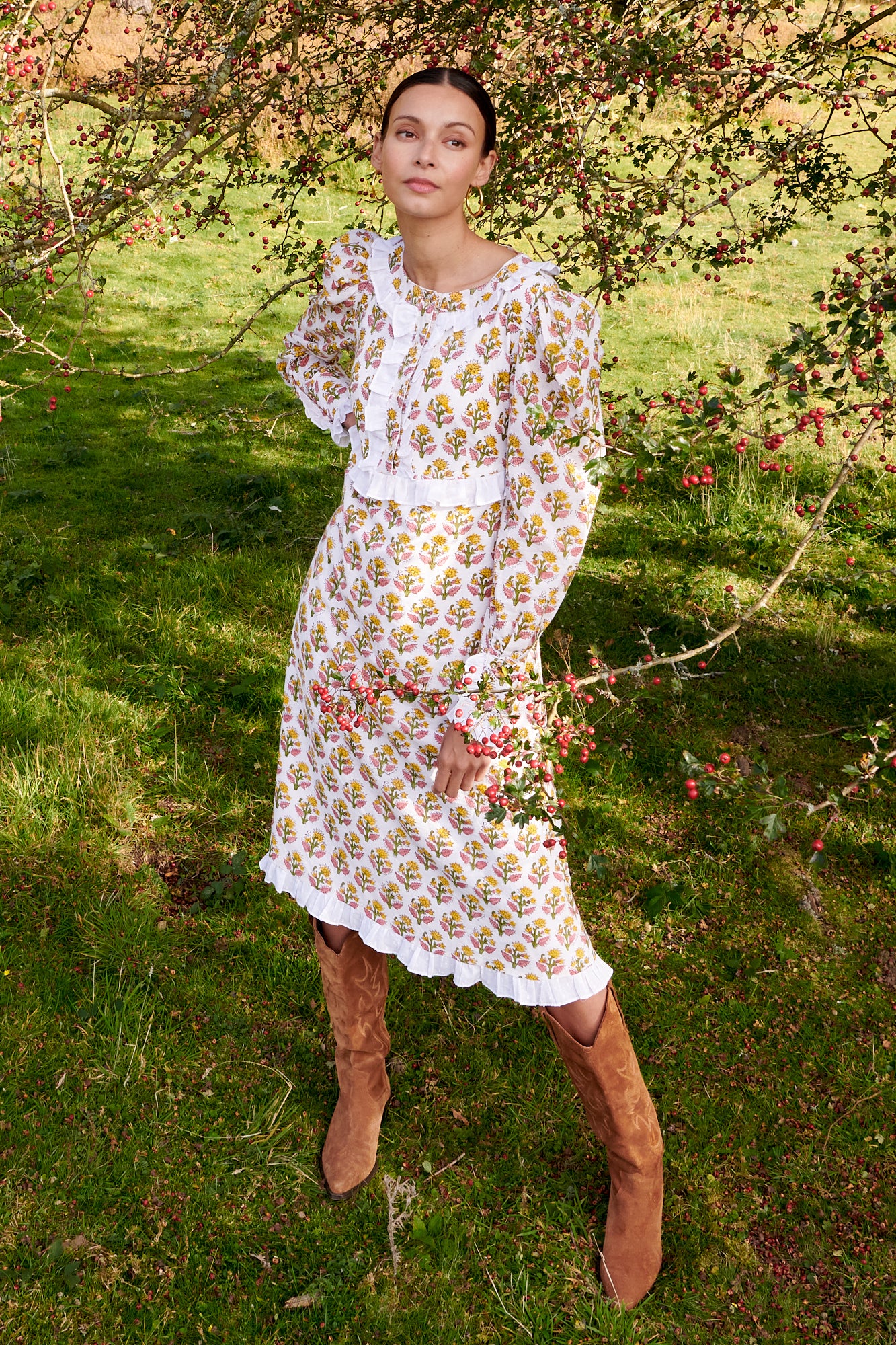 Saskia Dress in Daffodil Bouquet