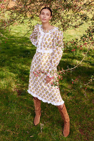 Saskia Dress in Daffodil Bouquet