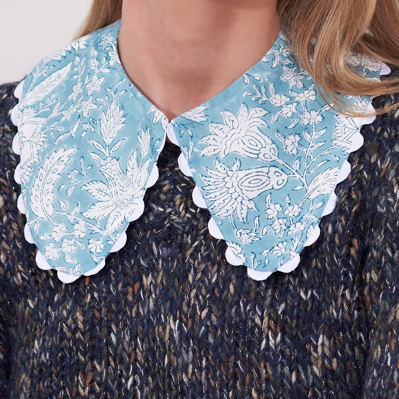 Chelsea Scalloped Collar in Cadet Floral