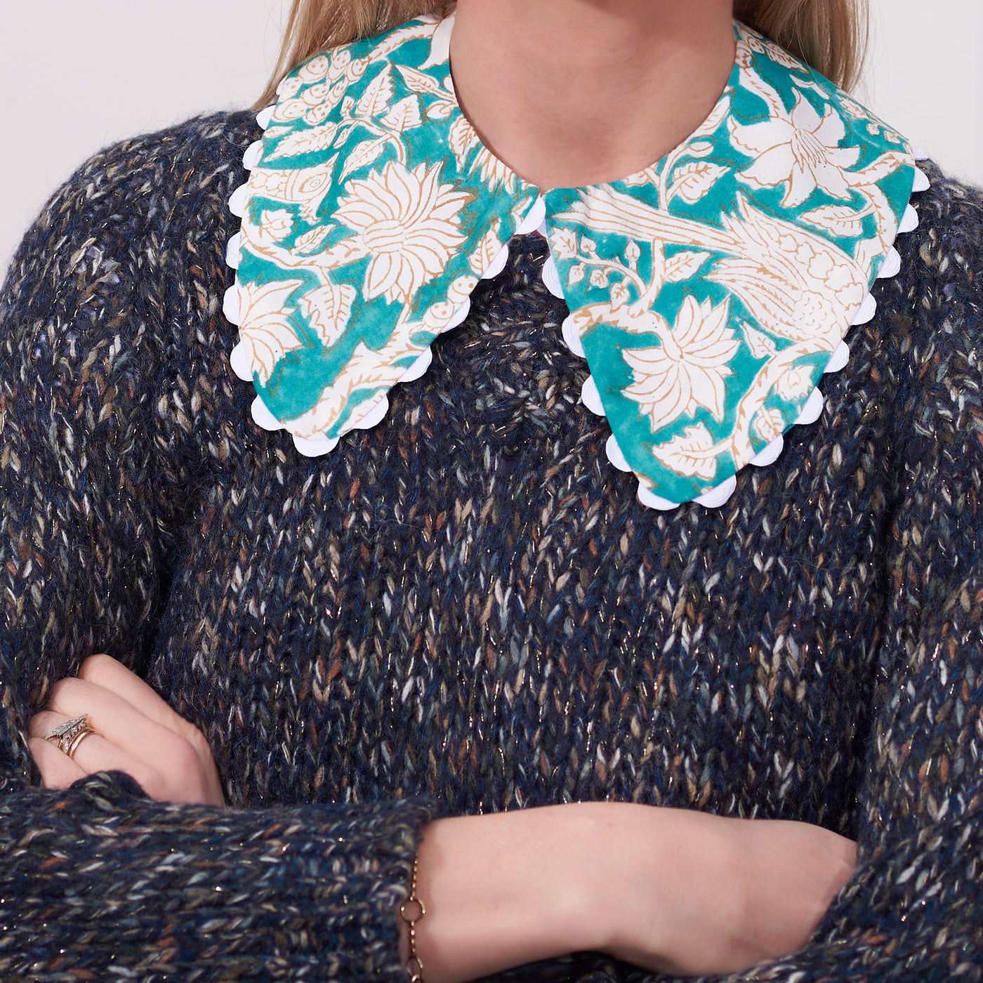 Chelsea Collar in Teal Birds