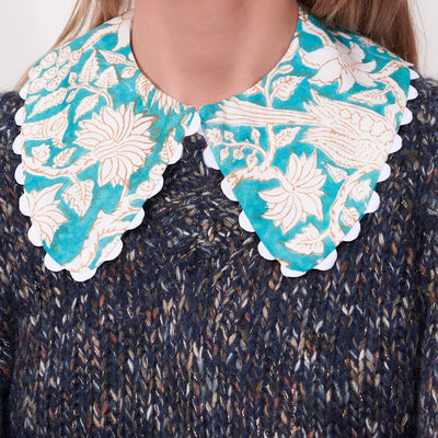 Chelsea Collar in Teal Birds